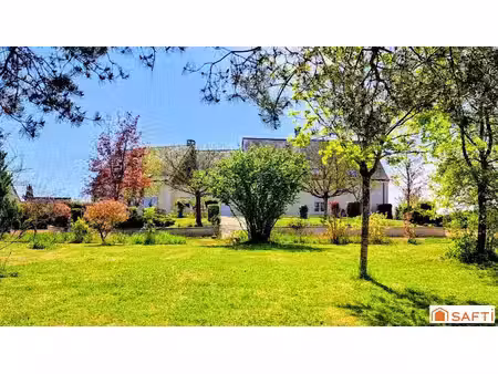 vente maison 15 pièces 355 m² à tours (37000)  560 000 €