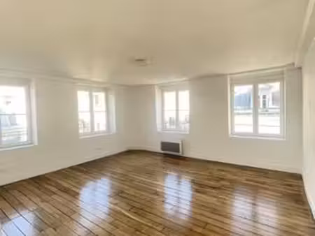 appartement de luxe de 2 chambres en location à provence-opéra – grands boulevards  paris 