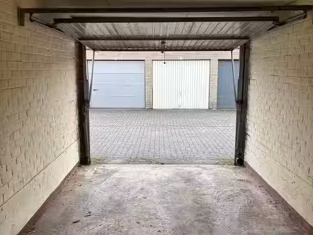garage te huur in edegem