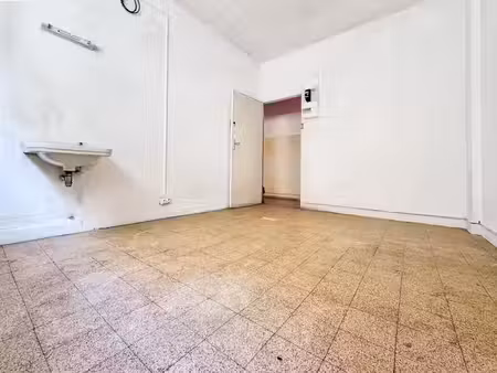 vente locaux professionnels 12 m² à nice (06000)  47 000 €