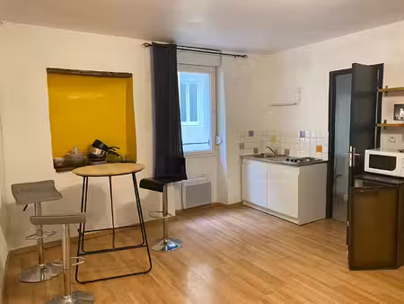 location appartement 1 pièce  24.00m²  bédarieux