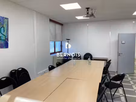 location bureaux toulon 83000 94m²