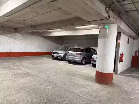 vente garage 670 m² béziers (34500)