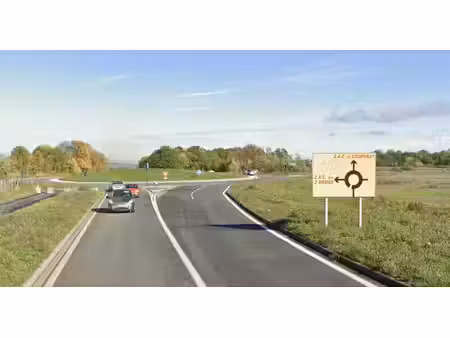 lot de 4 parkings boxables à magny le hongre