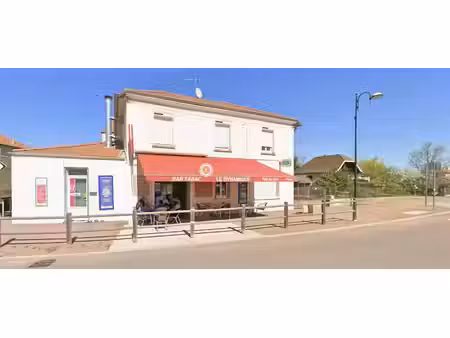 vente locaux professionnels 6 pièces 188 m² à ouches (42155)  188 000 €
