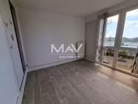 location appartement 3 pièces 55 m² à wattrelos (59150)