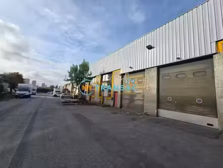 location local industriel 367 m² à bondy (93140)