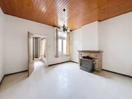 huis te koop in sint-niklaas met 2 slaapkamers