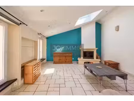 location maison 4 pièces 78m² puget ville 83390