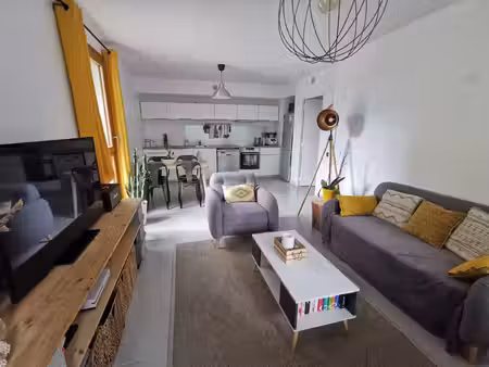 grenoble presqu'île t3 61.56m² + balcon + garage