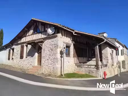 vente maison 8 pièces 175 m² à pinel-hauterive (47380)  149 950 €