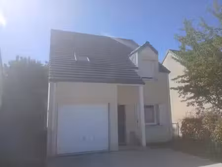 vente maison 4 pièces 92 m² à bourges (18000)  159 500 €