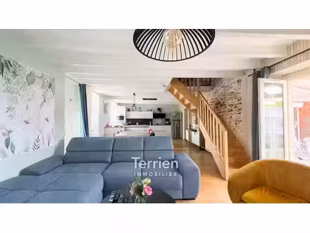 vente maison 5 pièces 115 m² à saint-aubin-de-luigné (49190)  225 000 €
