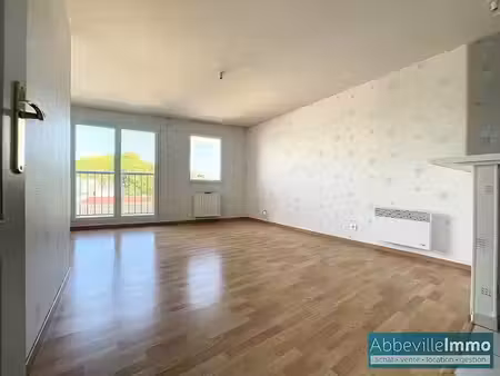 location appartement 2 pièces 39 m² à abbeville (80100)  545 €