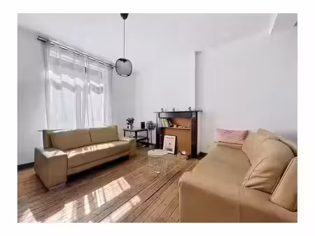 maison à louer à rue des verreries 172 jambes (vbe67410)