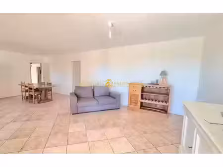 vente maison 5 pièces 112 m² à roullet-saint-estèphe (16440)  179 000 €