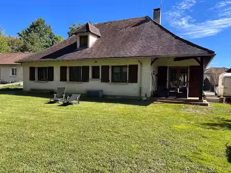 vente maison 5 pièces 155 m² à vayrac (46110)  240 000 €
