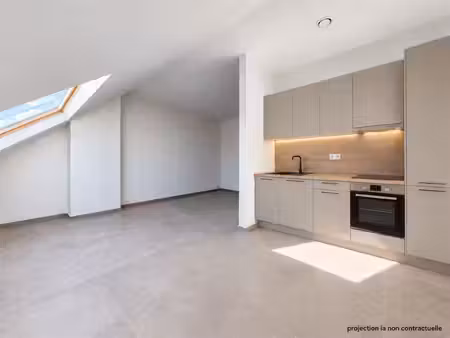 appartement te koop in fontaine-l'evêque met 1 slaapkamer