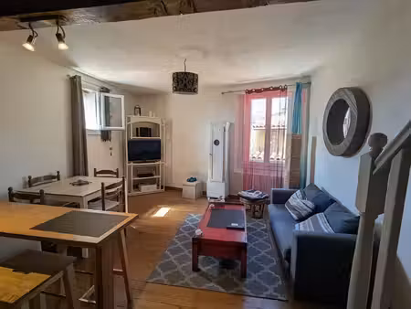 aups  charmant studio avec mezzanine au calme  proche verdon.