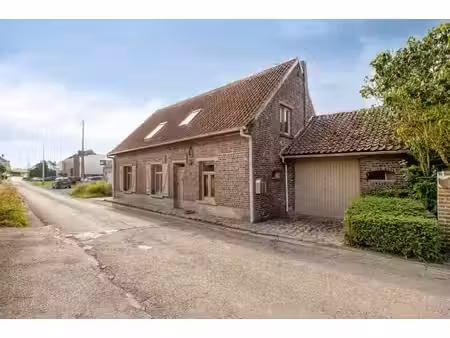 fermette prête à emménager avec grand jardin sur un terrain
