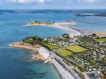 vente terrain à saint-pol-de-léon (29250) : à vendre / saint-pol-de-léon