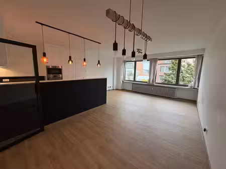 appart. rénové 2 ch. centre louvain