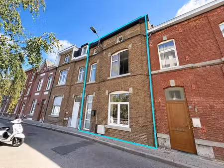 maison rénovée de 4 chambres au double potentiel