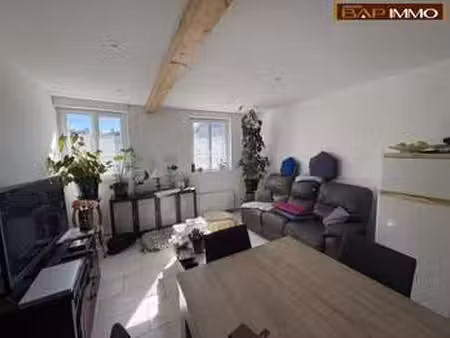 location maison à fervaques (14140) : à louer / 77m² fervaques