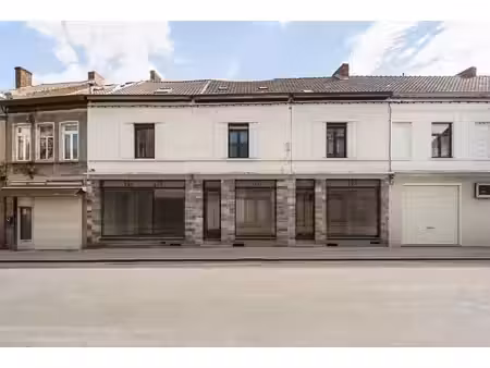 impressionnant immeuble commercial & habitation 6 chambres