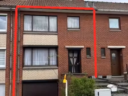 maison 2 façades avec garage et jardin
