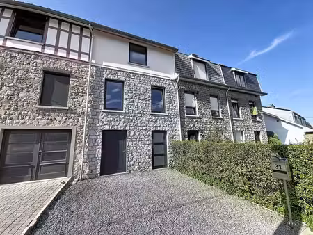 dison - maison 2 à 3 chambres avec terrasse et atelier