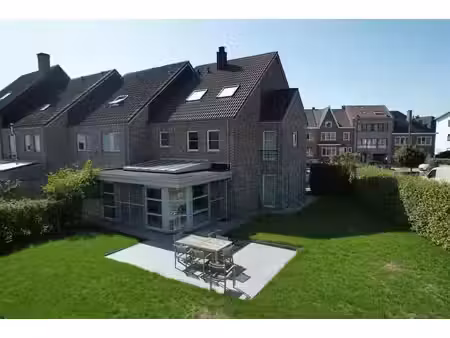 enghien - maison 6 chambres avec jardin +/- 225 m²