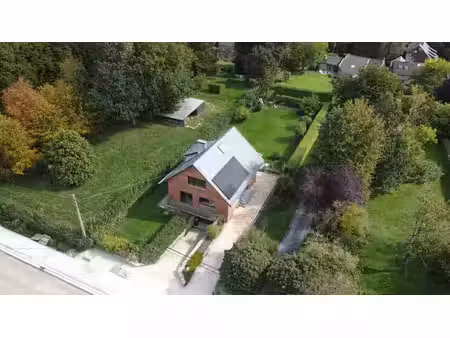 villa 4 façades + partie pro  au calme sur 1.000 m²