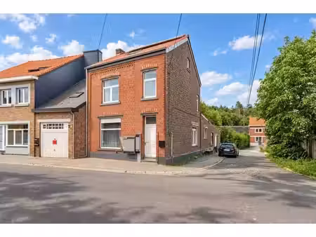 maison 3 chambres + garage en parfait état