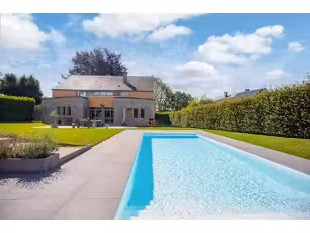 magnifique propriété de standing au cœur de soiron