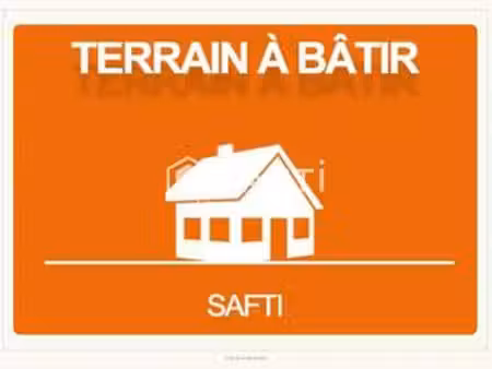 vente terrain à martinet (85150) : à vendre / 597m² martinet