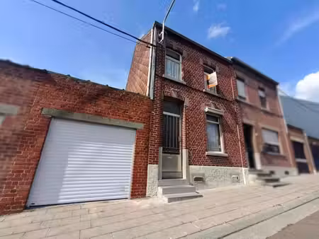 maison 2 chambres avec garage et jardin