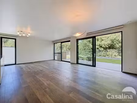 appartement deux chambres avec grand jardin