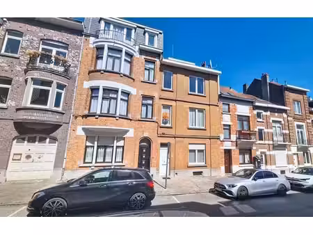 maison rénovée 4 chambres avec terrasse et jardin