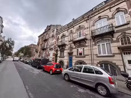 magnifique maison de maître à rénover – beau potentiel
