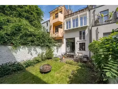 couronne - duplex 2ch 100% rénové en 2019 - 130m² + jardin