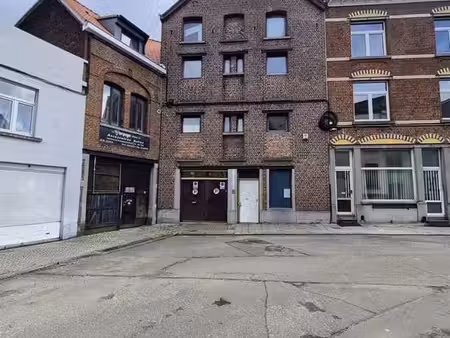 maison unifamiliale entièrement rénovée +/-125m²