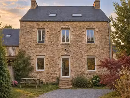 belle propriété en pierre avec seconde maison indépendante  saint-gravé