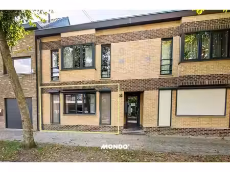 appartement au rez-de-chaussée avec emplacement de parking