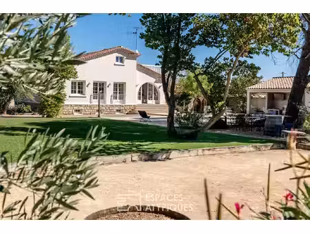 maison de luxe à vendre à luc-sur-orbieu