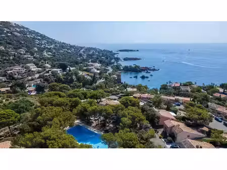 vente villa 2 pièces 60 m² à antheor (83530)  375 000 €