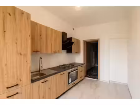 appartement 1 ch  cuisine moderne  molenbeek