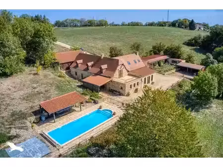 vente maison 8 pièces 271 m² à la chapelle-saint-jean (24390)  427 384 €