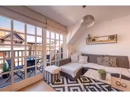 appartement en duplex lumineux avec terrasse  idéalement ...