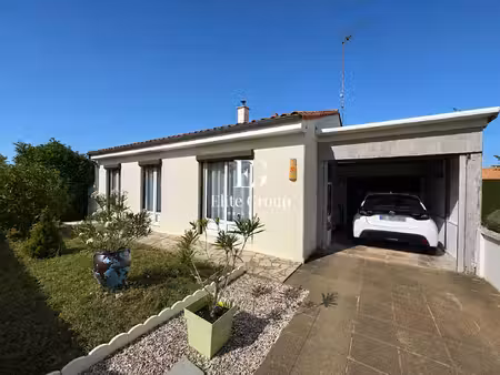 a vendre maison - tonnay charente - 90 m² - 2 chambres + 1 studio - garage